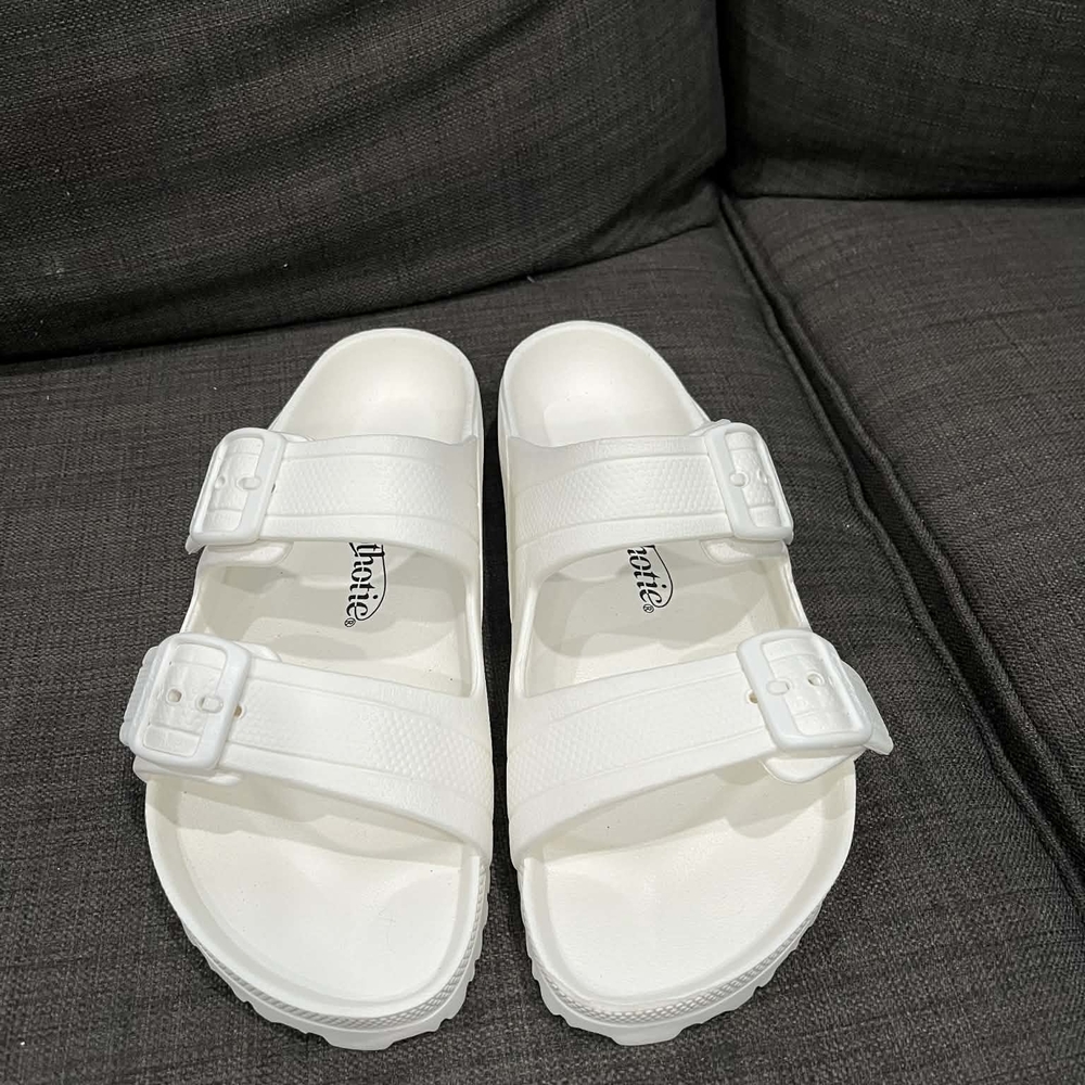Aerothotic White Women's Sandals by Ipanema